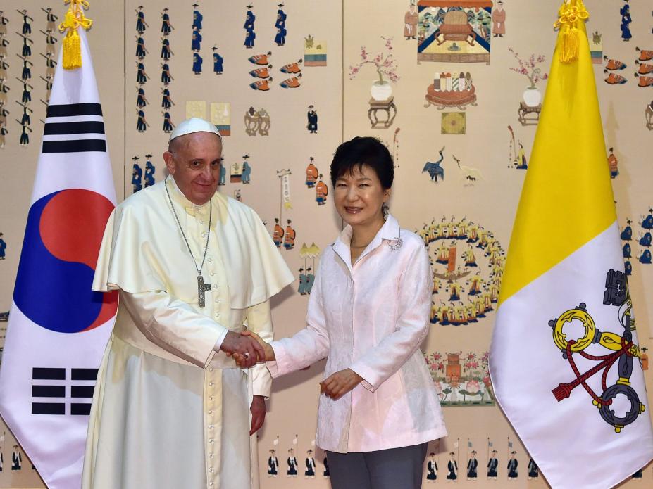 (Lusa) O Papa e a presidente da Coreia do Sul