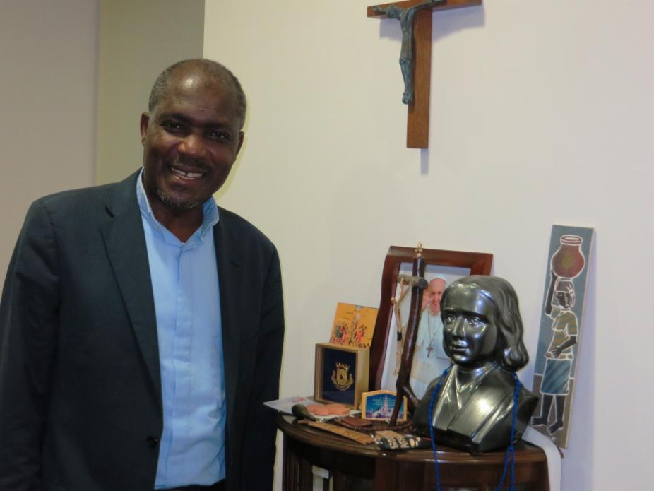 D. Gabriel Mbilingi (AN)