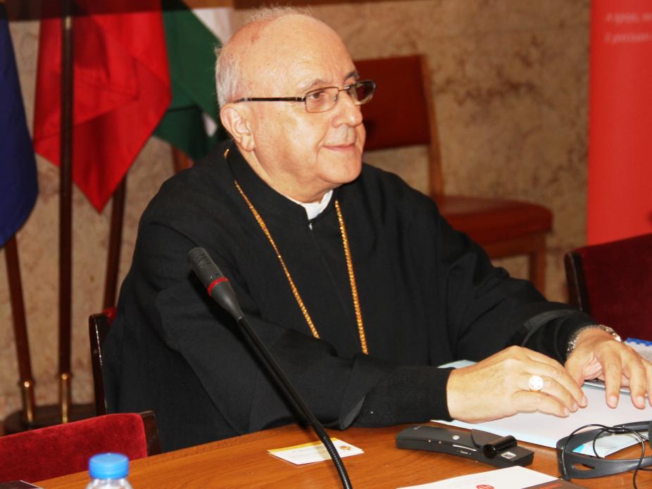 D. Issam John Darwish (OC/AE)