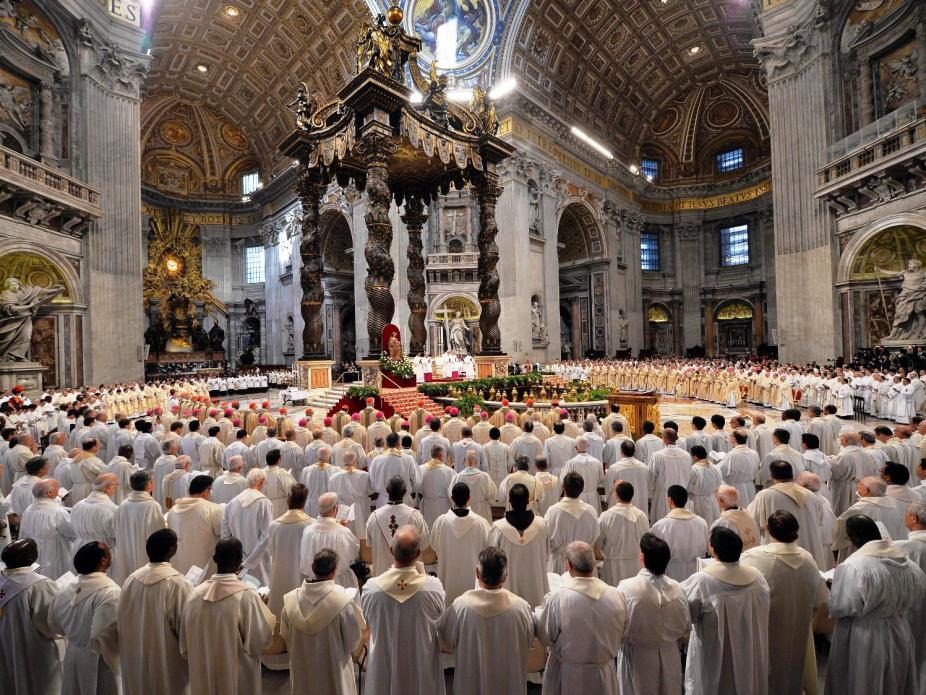 LUSA/Missa Crismal 2015 na Basílica de São Pedro