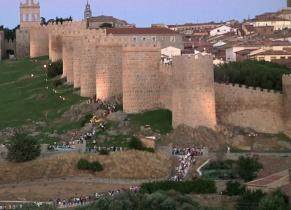 Irmã Fátima Magalhães - Milhares de membros da Família Teresiana peregrinaram à cidade espanhola de Ávila