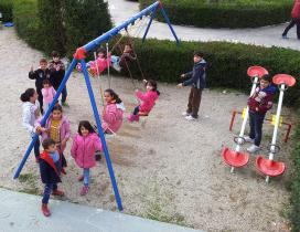 Crianças em Lesbos. Foto: Caritas.org