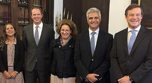 João Pedro Tavares (segundo a contar da direita) assumiu a presidência da Associação Cristã de Gestores e Empresários