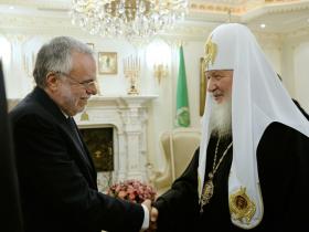 CSE - Andrea Riccardi (à esquerda) com o patriarca ortodoxo de Moscovo, Cirilo