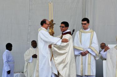 DR - Provincial dos Espiritanos, padre Tony Neves, com o padre João Paulo