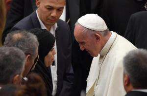 Lusa, Papa com famílias do atentado em Nice