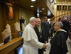 Foto: José Maria Vidal (arquivo) - Papa Francisco com o mestre geral dos Dominicanos, frei Bruno Cadoré