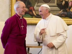 Papa Francisco e Arcebispo da Cantuário, Justin Welby, em encontro em junho de 2013